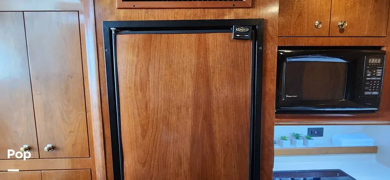 Slide: The Image of Cruisers Yachts 3772 Express 2003 - 14620407