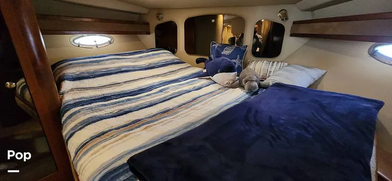 Slide: The Image of Cruisers Yachts 3772 Express 2003 - 14620393