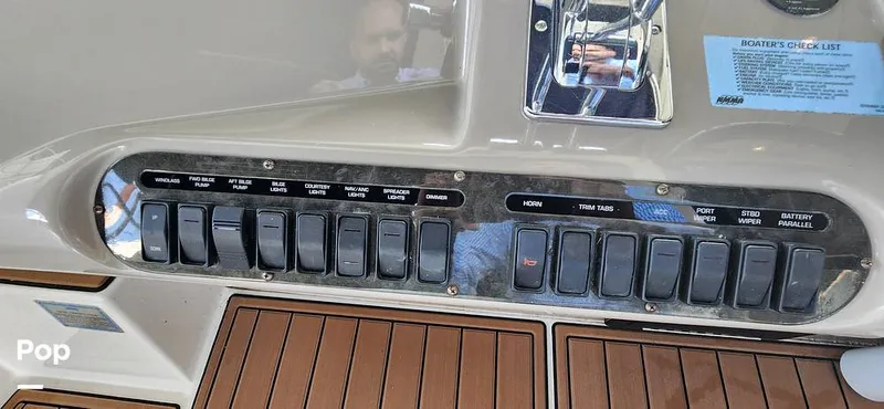 Slide: The Image of Cruisers Yachts 3772 Express 2003 - 14620278