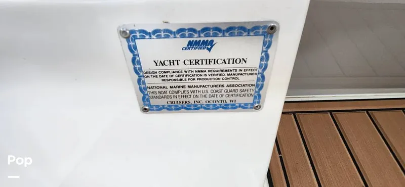 Slide: The Image of Cruisers Yachts 3772 Express 2003 - 14620282