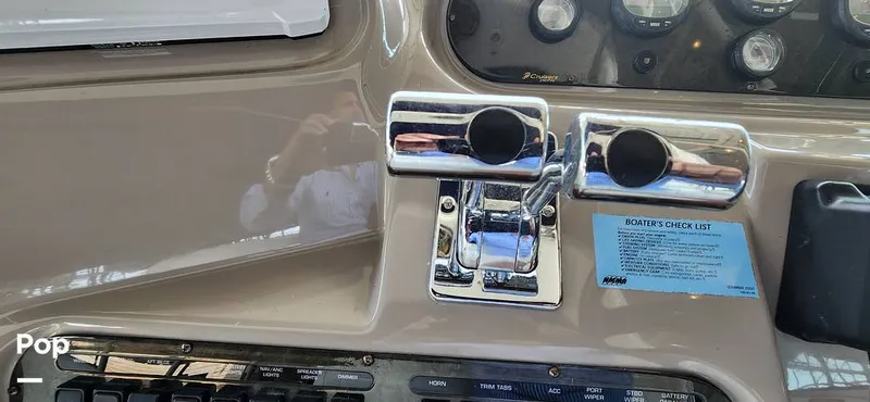 Slide: The Image of Cruisers Yachts 3772 Express 2003 - 14620286