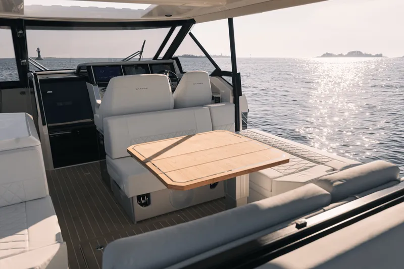 Slide: The Image of Saxdor 400 GTO 2026 - 107