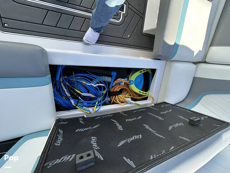 Slide: The Image of Tige 23RZX 2021 - 14943051