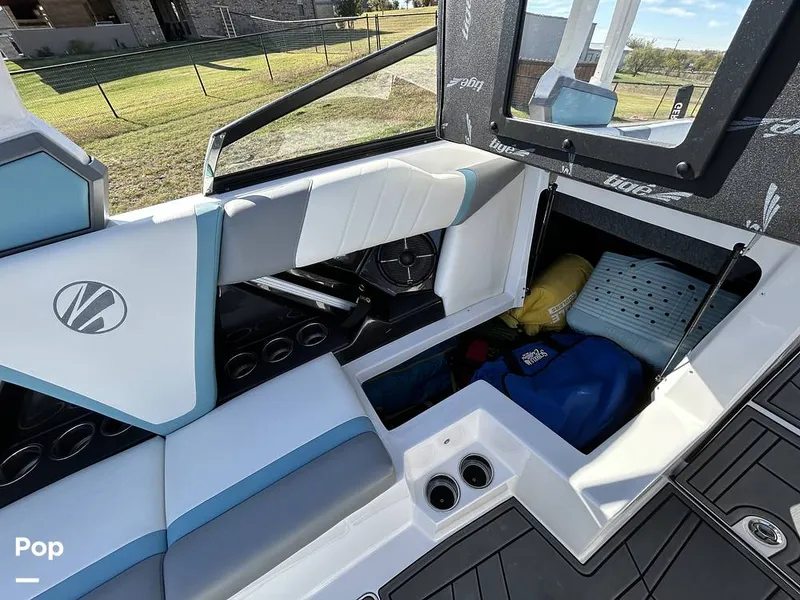 Slide: The Image of Tige 23RZX 2021 - 14943053