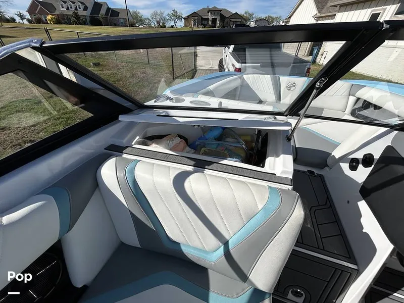 Slide: The Image of Tige 23RZX 2021 - 14943064