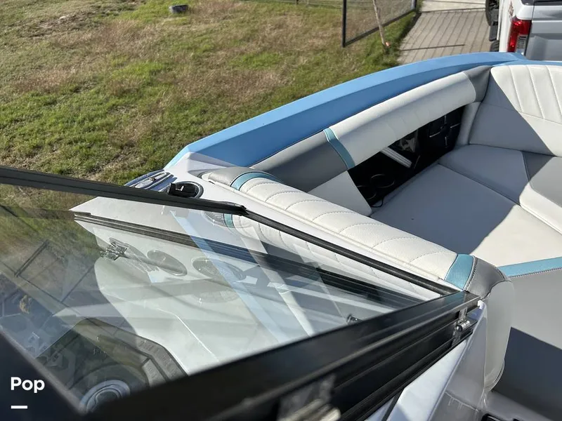 Slide: The Image of Tige 23RZX 2021 - 14943068