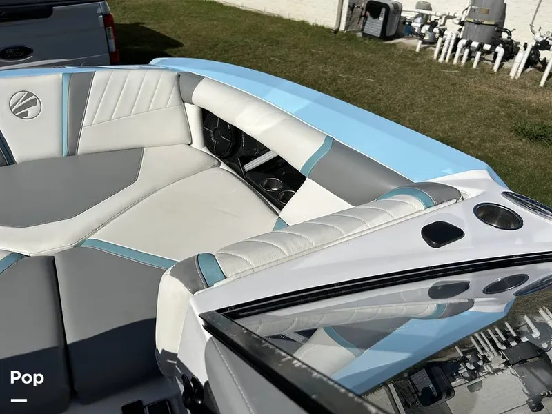 Slide: The Image of Tige 23RZX 2021 - 14943069