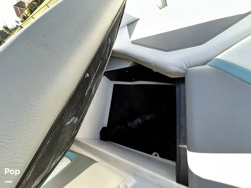 Slide: The Image of Tige 23RZX 2021 - 14943080