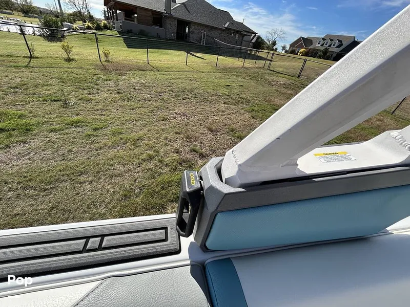 Slide: The Image of Tige 23RZX 2021 - 14942952