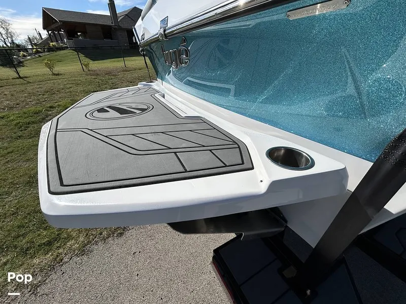 Slide: The Image of Tige 23RZX 2021 - 14943014