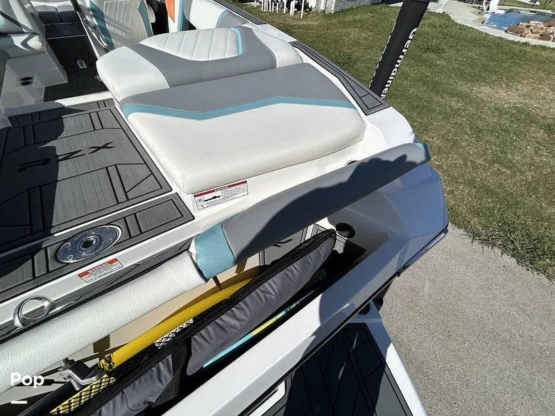 Slide: The Image of Tige 23RZX 2021 - 14942957