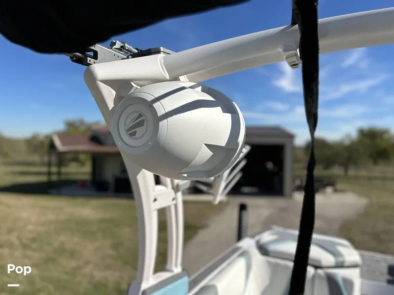 Slide: The Image of Tige 23RZX 2021 - 14942959