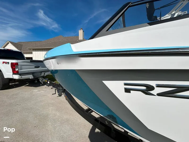 Slide: The Image of Tige 23RZX 2021 - 14942982