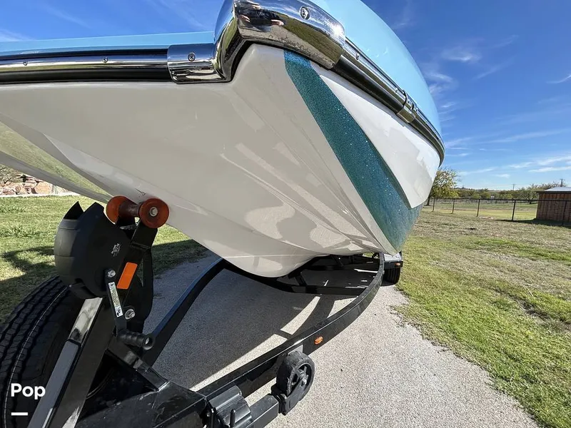 Slide: The Image of Tige 23RZX 2021 - 14942984