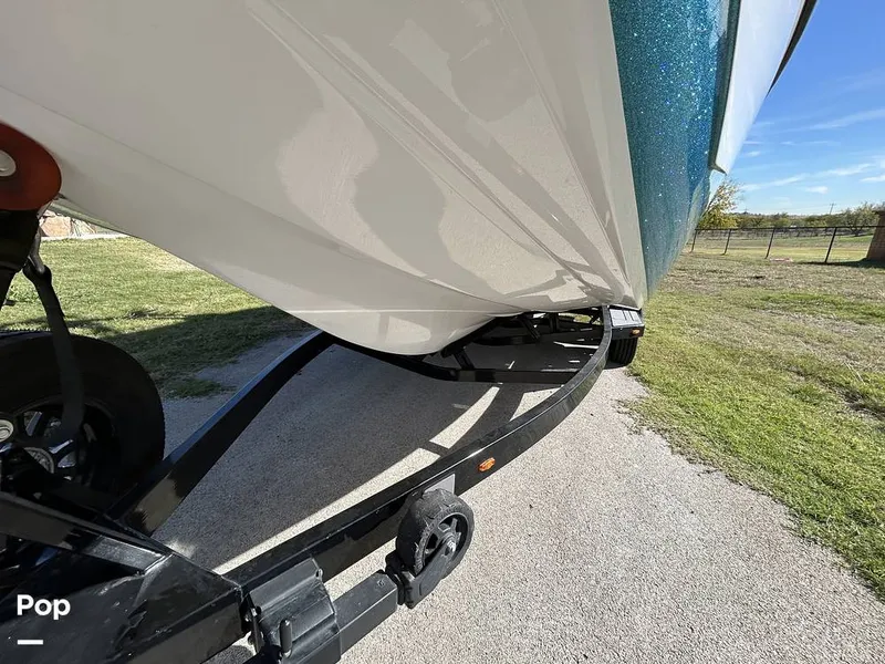 Slide: The Image of Tige 23RZX 2021 - 14942985