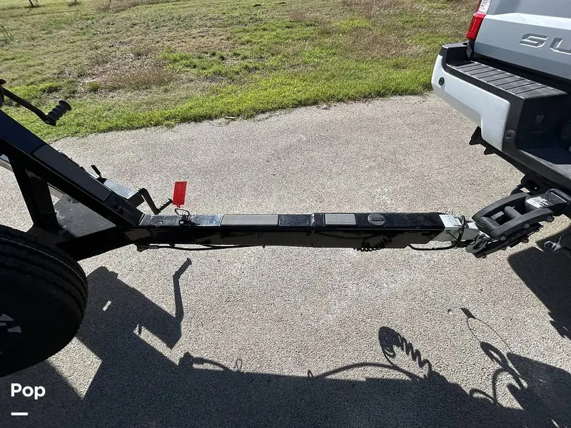 Slide: The Image of Tige 23RZX 2021 - 14942986