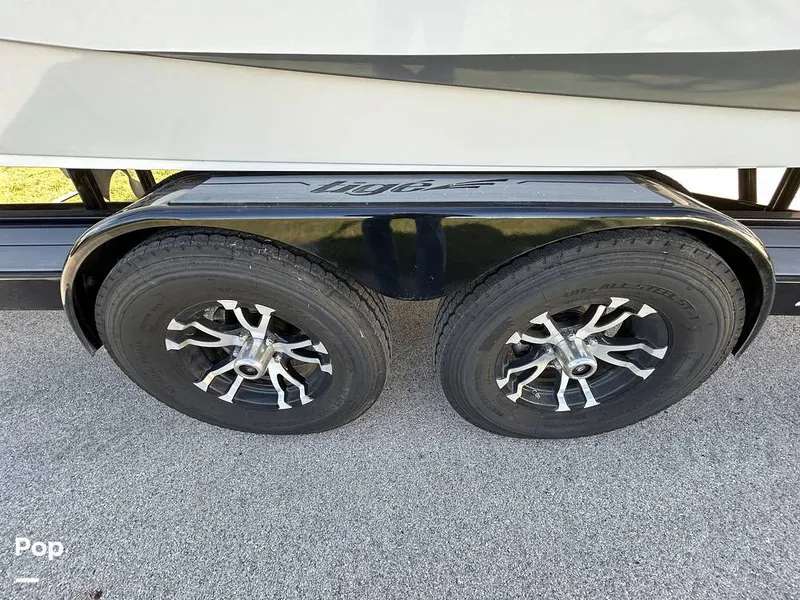 Slide: The Image of Tige 23RZX 2021 - 14942994