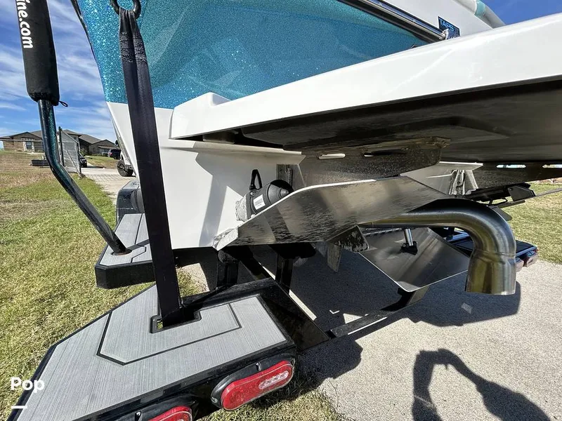 Slide: The Image of Tige 23RZX 2021 - 14943003