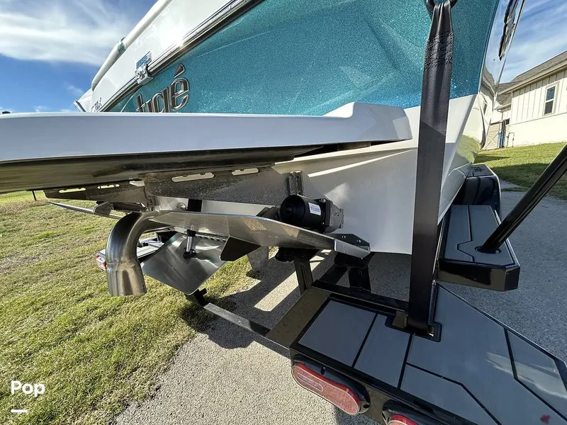 Slide: The Image of Tige 23RZX 2021 - 14943006