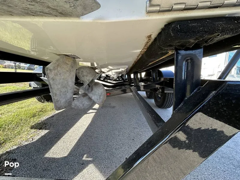 Slide: The Image of Tige 23RZX 2021 - 14943009