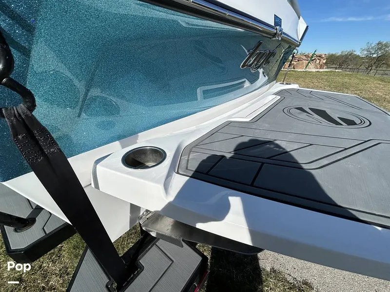 Slide: The Image of Tige 23RZX 2021 - 14943013