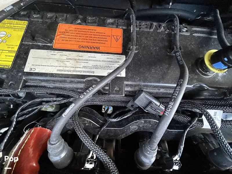 Slide: The Image of Tige 23RZX 2021 - 14943028