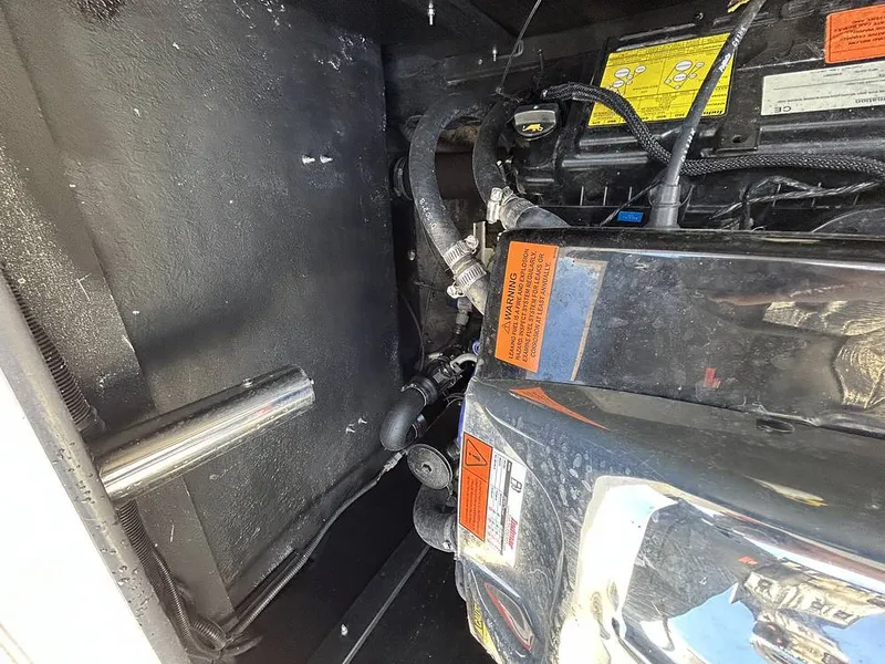 Slide: The Image of Tige 23RZX 2021 - 14943031