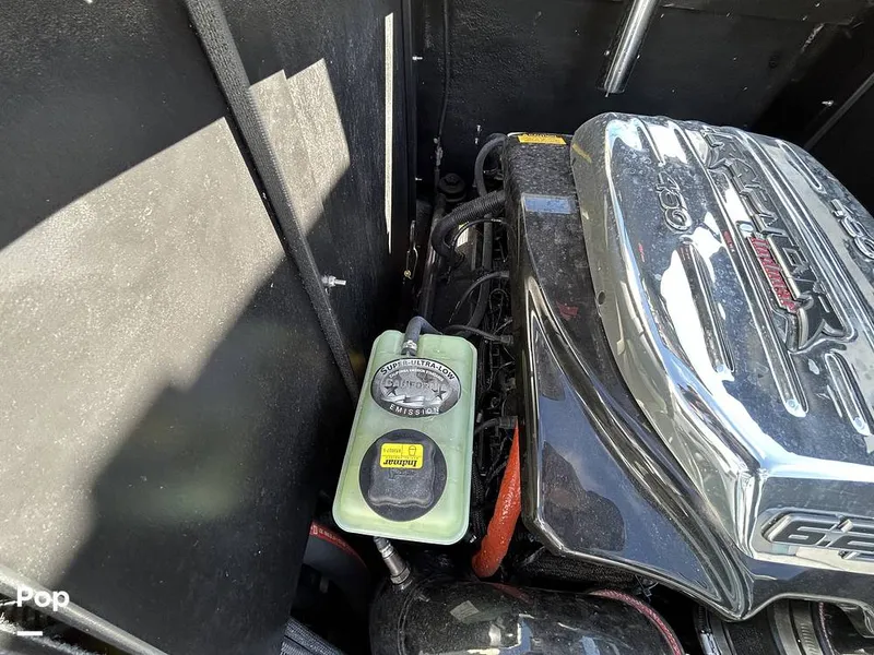 Slide: The Image of Tige 23RZX 2021 - 14943033