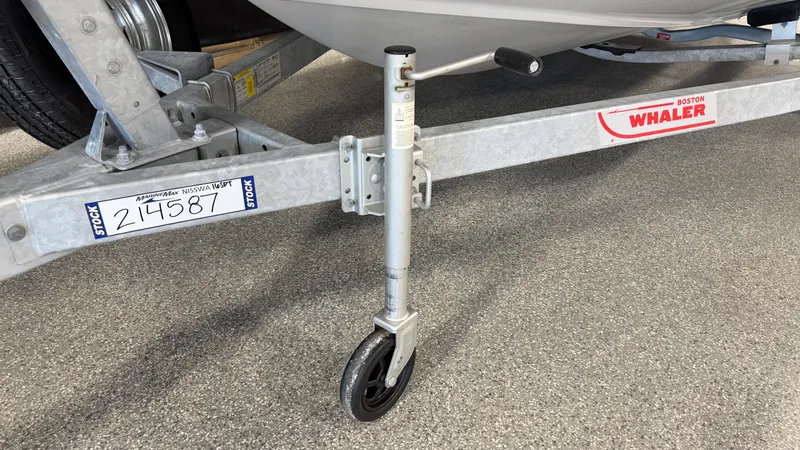 Slide: The Image of Boston Whaler 160 Super Sport 2026 - 58