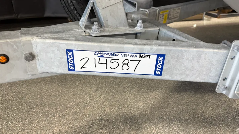 Slide: The Image of Boston Whaler 160 Super Sport 2026 - 63