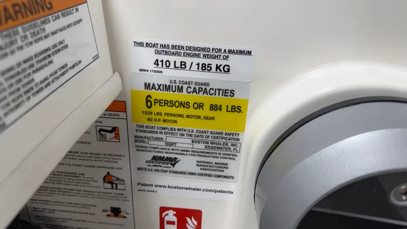 Slide: The Image of Boston Whaler 160 Super Sport 2026 - 65