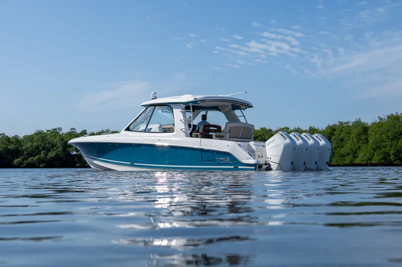 Slide: The Image of Boston Whaler 380 Realm 2026 - 1