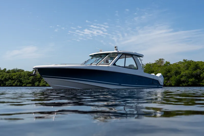 Slide: The Image of Boston Whaler 380 Realm 2026 - 2