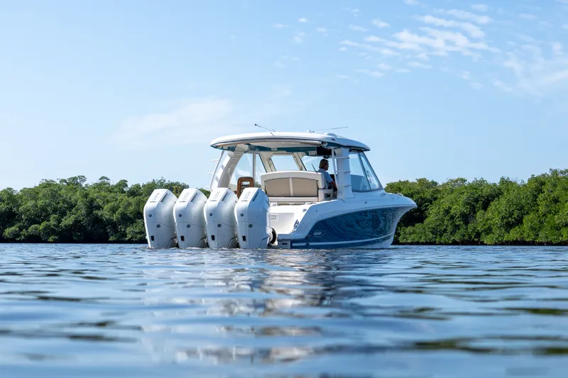Slide: The Image of Boston Whaler 380 Realm 2026 - 43