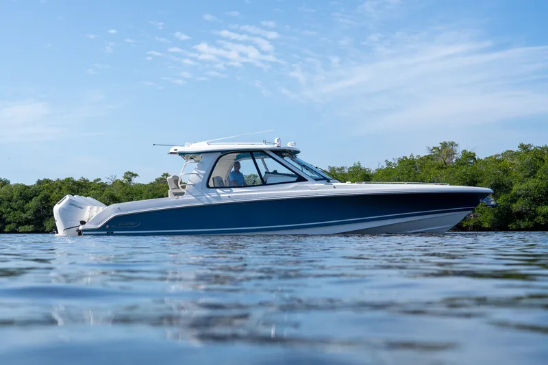 Slide: The Image of Boston Whaler 380 Realm 2026 - 46