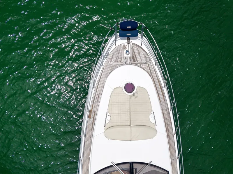Slide: The Image of Azimut 64 FLY 2012 - 15
