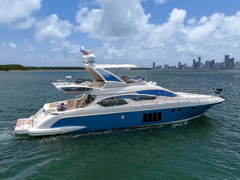 Slide: The Image of Azimut 64 FLY 2012 - 8