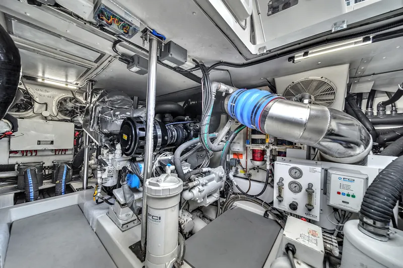 Slide: The Image of Azimut 64 FLY 2012 - 86