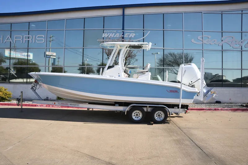 The Image of Boston Whaler 250 Dauntless 2026 - 0