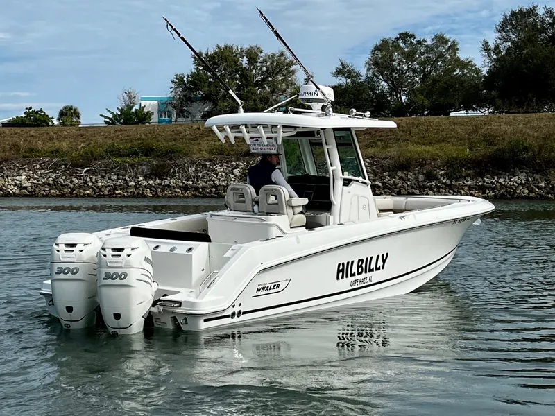 Slide: The Image of Boston Whaler 280 OUTRAGE 2017 - 10