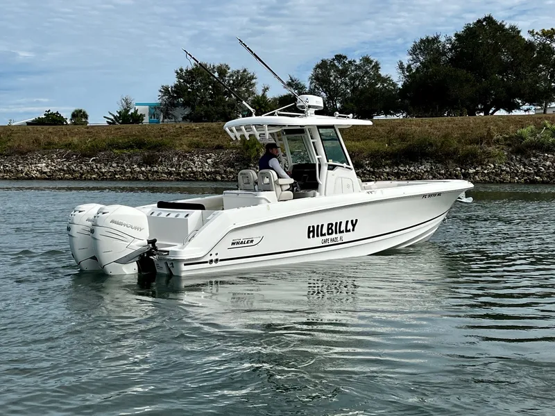 Slide: The Image of Boston Whaler 280 OUTRAGE 2017 - 11