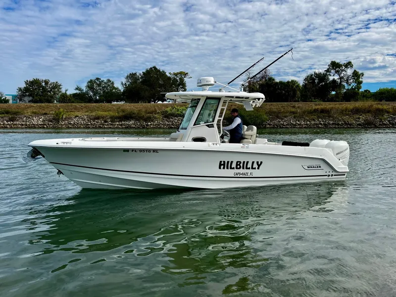 Slide: The Image of Boston Whaler 280 OUTRAGE 2017 - 7