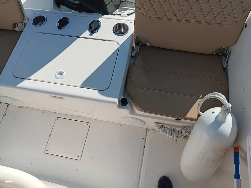 Slide: The Image of Trophy 22CC 2024 - 14622738