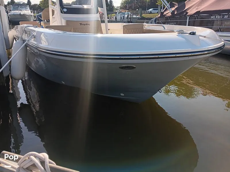 Slide: The Image of Trophy 22CC 2024 - 14622759