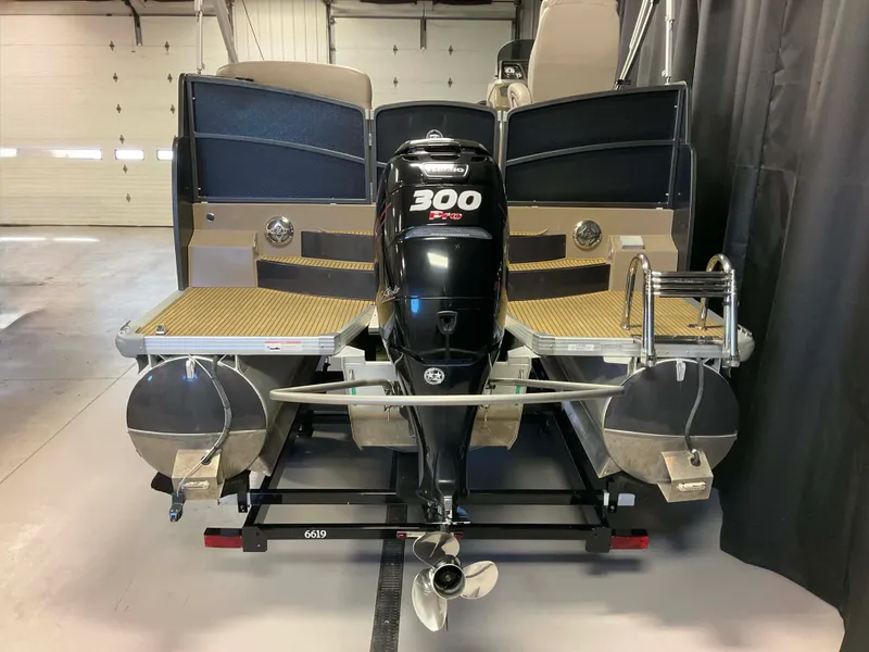 Slide: The Image of Premier 290 GRAND VIEW 2013 - 10