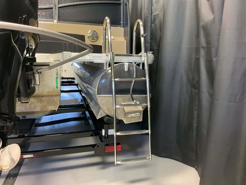 Slide: The Image of Premier 290 GRAND VIEW 2013 - 12