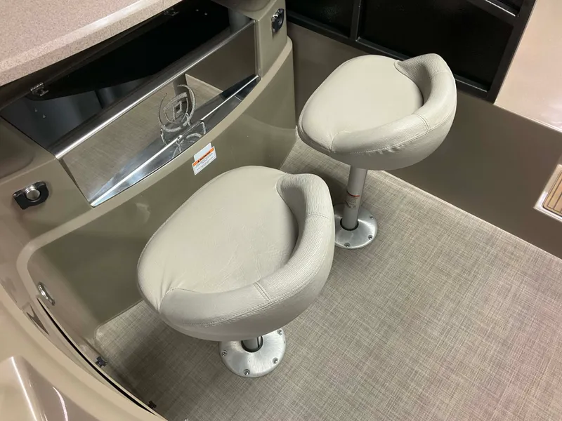 Slide: The Image of Premier 290 GRAND VIEW 2013 - 40