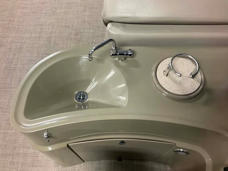 Slide: The Image of Premier 290 GRAND VIEW 2013 - 44