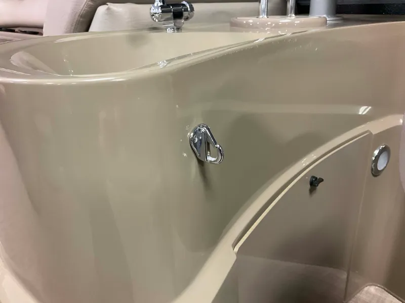 Slide: The Image of Premier 290 GRAND VIEW 2013 - 50