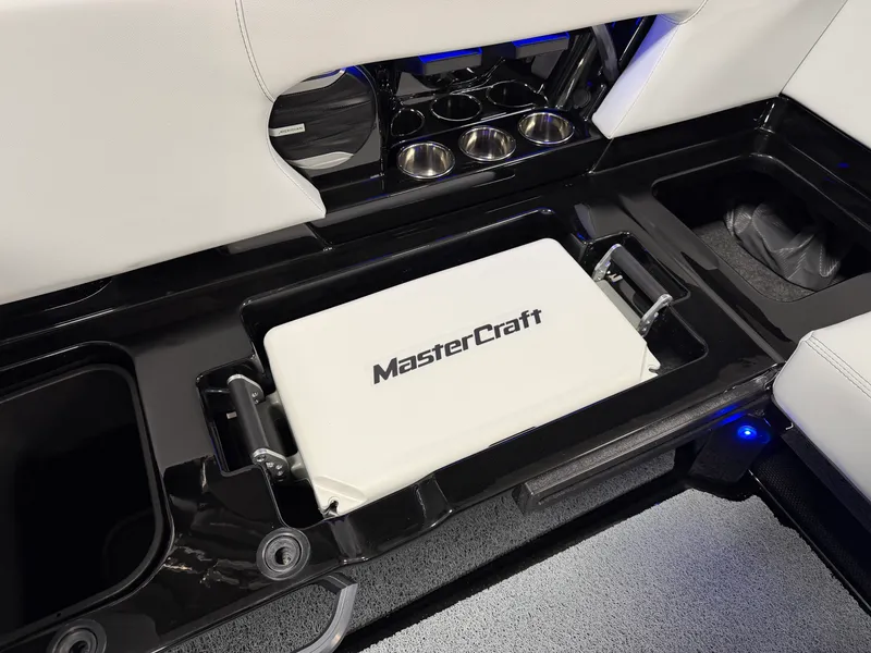 Slide: The Image of Mastercraft NXT22 2026 - 34